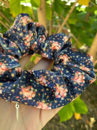 Floral roller skate zipper scrunchie